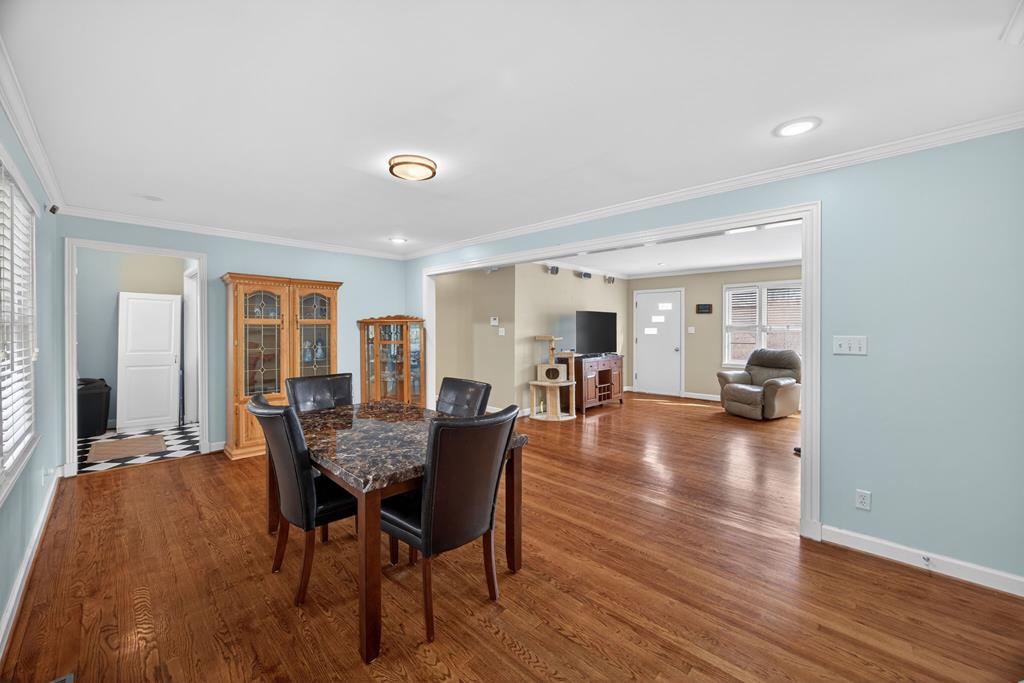 402 S Hillcrest Dr - Photo 2