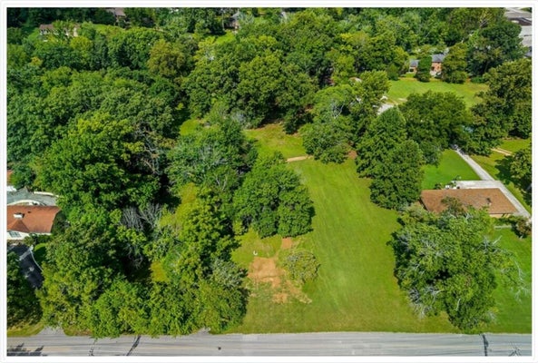 810 BREEDING AVE, COOKEVILLE, TN 38501 - Image 1e0fbbfa7c76c981c8b352e9b09ba878/1778537922