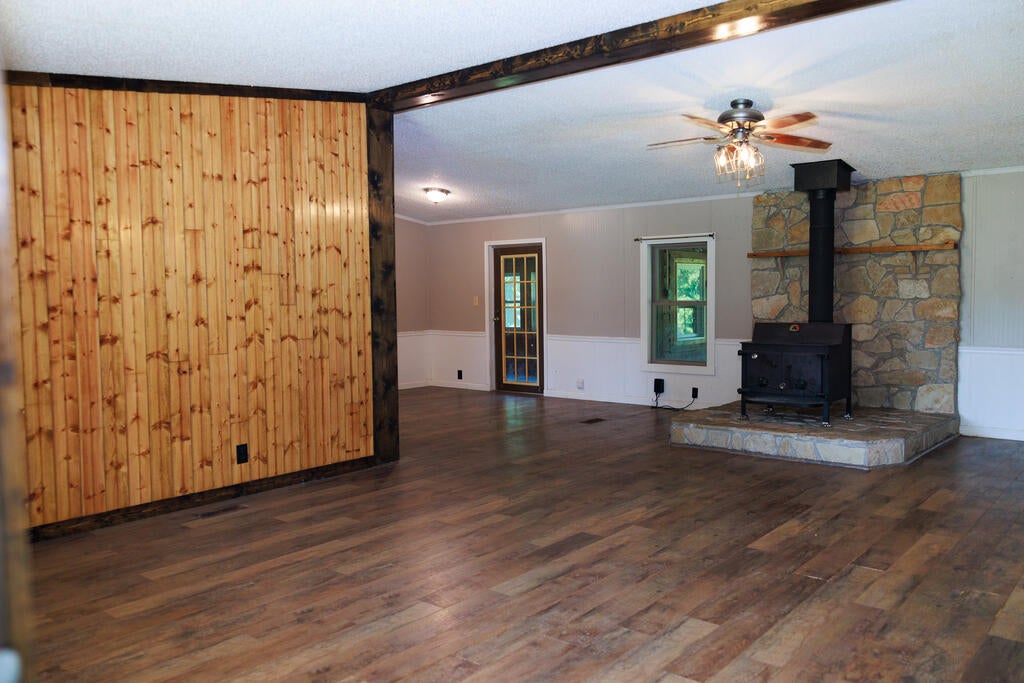 2290 Hilham Hwy - Photo 4