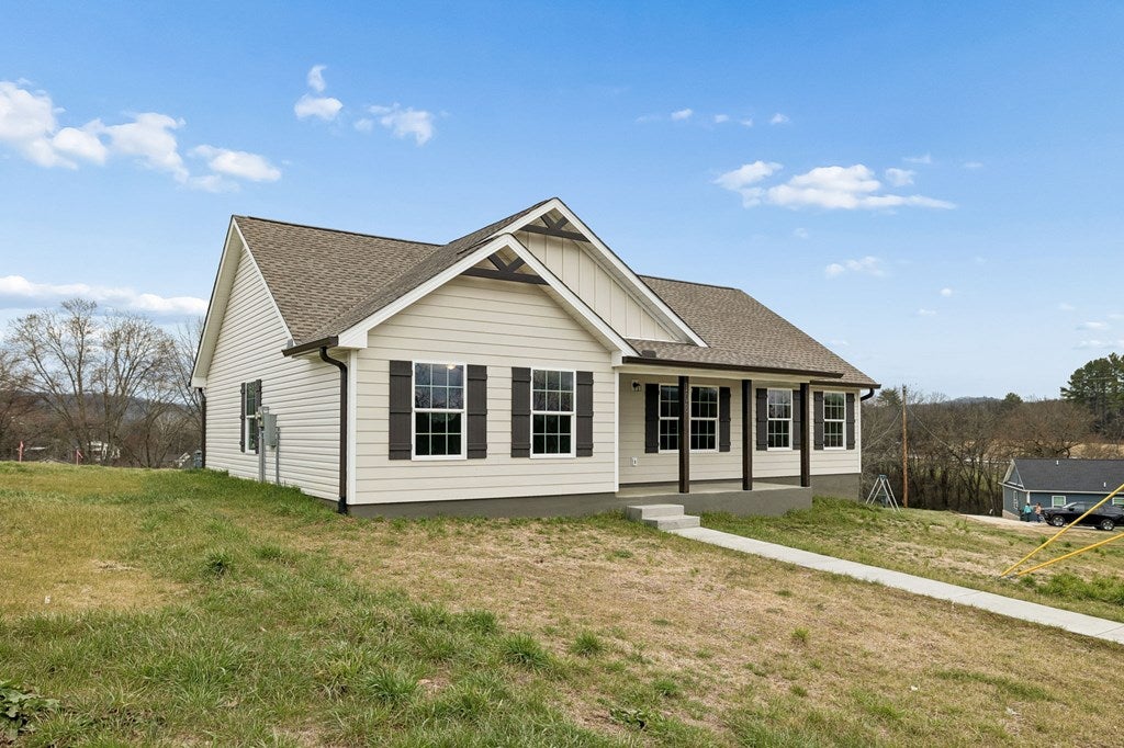 108 Crows Hill Dr