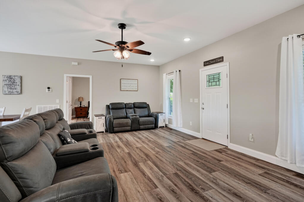 500 N Mcbroom Chapel Rd - Photo 4