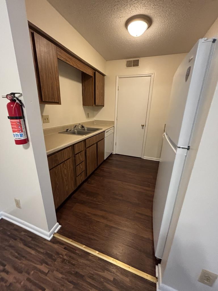 235 Vinewood Rd Unit F7