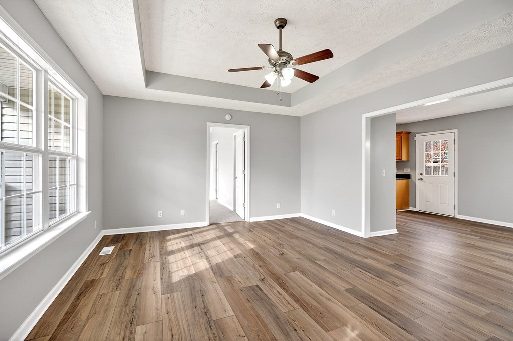 325 Indian Springs Cir