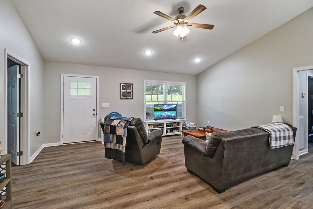 2296 Memory Garden Rd