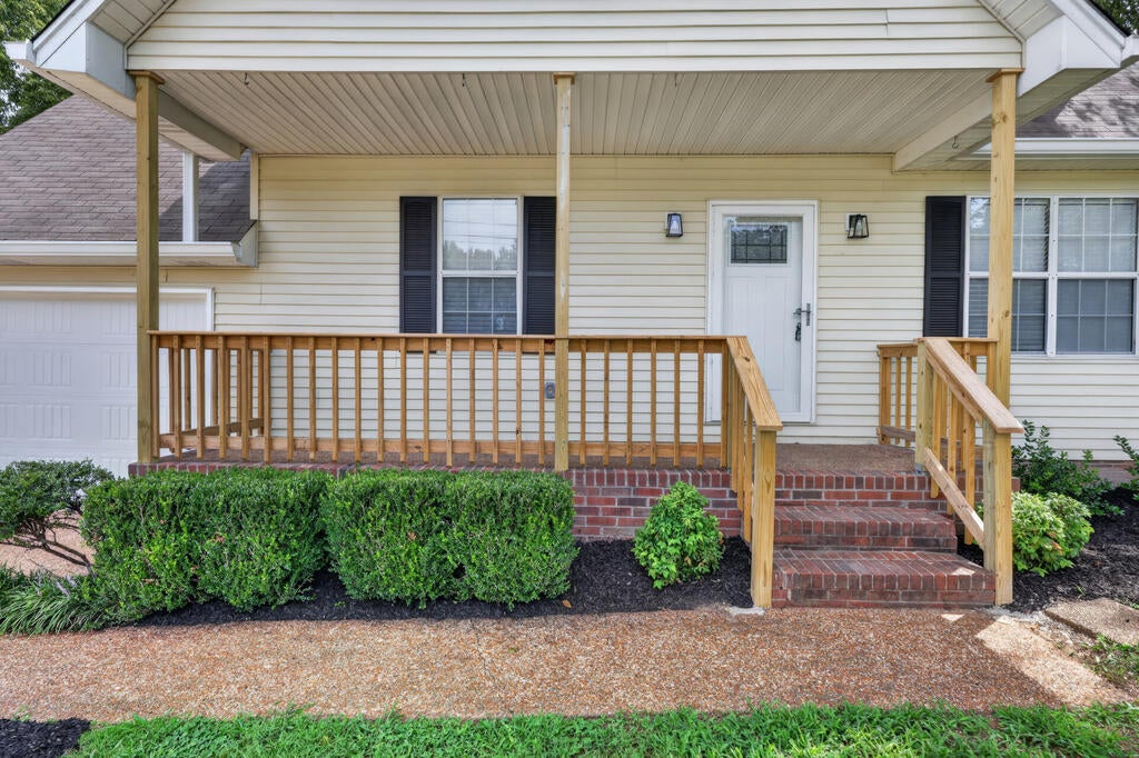 144 Cumberland Cove Drive