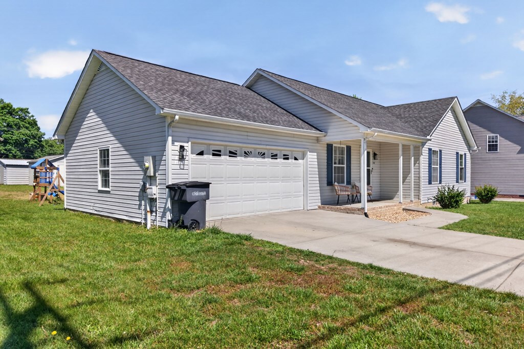 1298 Copperfield Dr