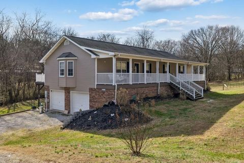 237 Grant Hwy Gordonsville TN 38563