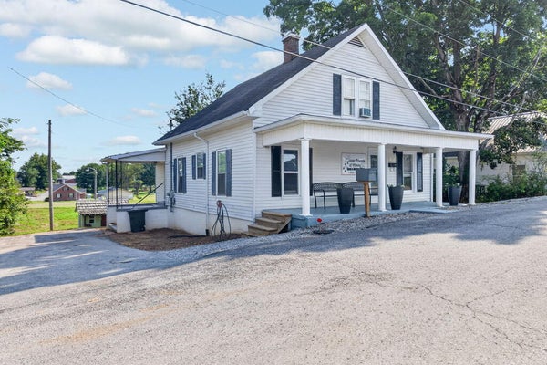 111 MAPLE ST, ALBANY, KY 42602 - Image 8a9b4b08fa3082652fc97fedd49ecf6c/2995651731