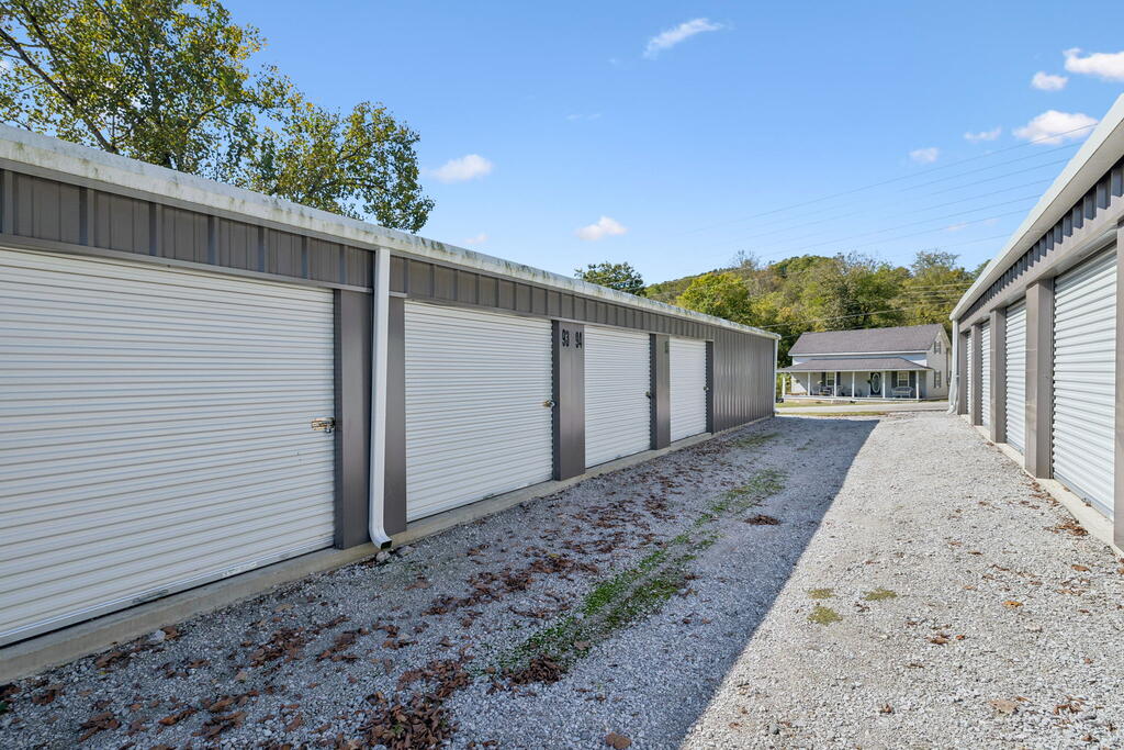 28 Cookeville Hwy