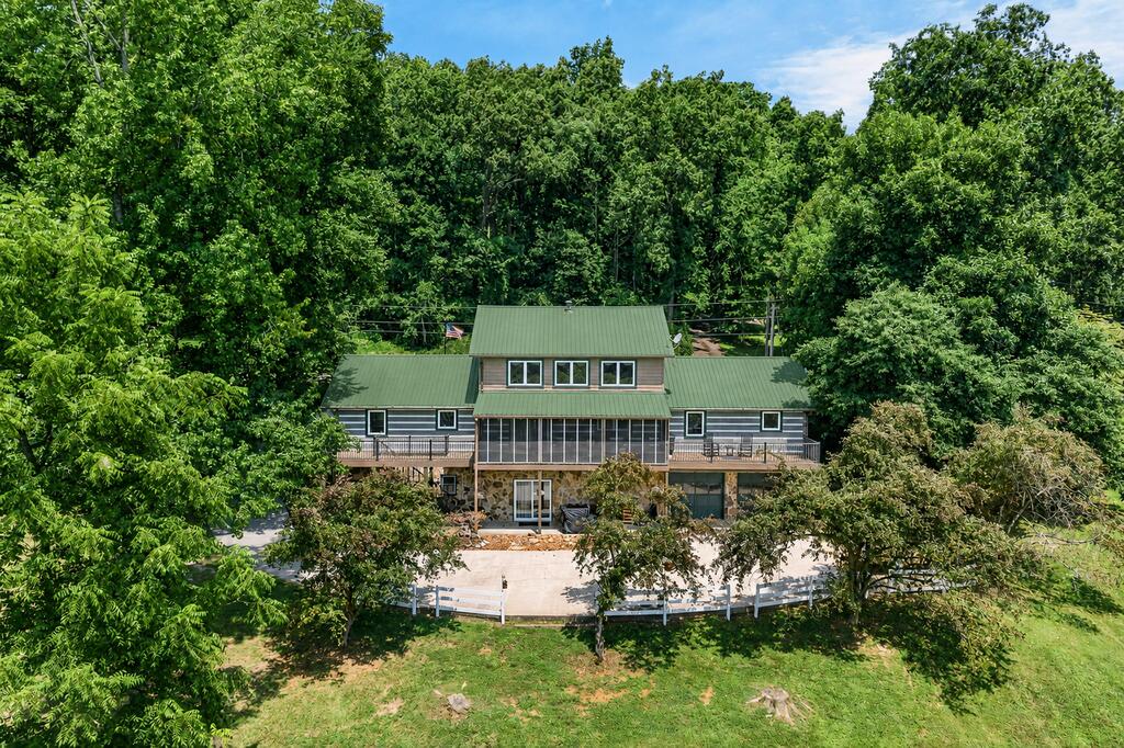 472 Mountain Drive - Photo 3