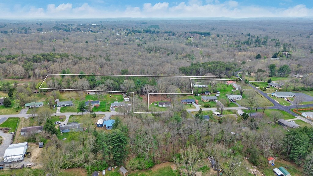 n/a Lantana Road Off