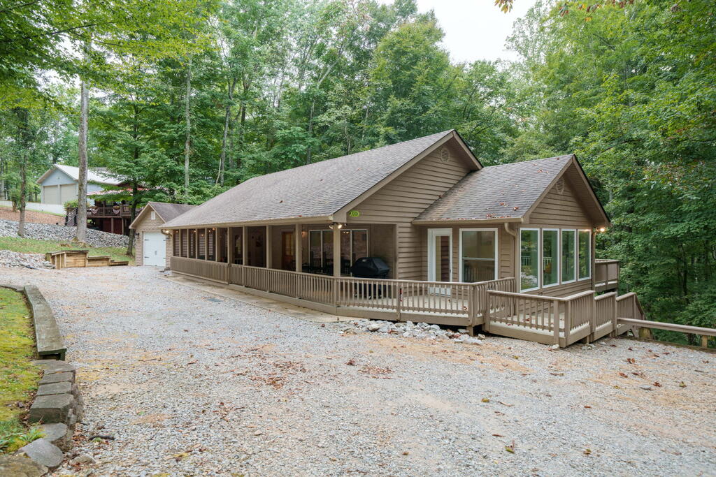 1409 Cherokee Rd