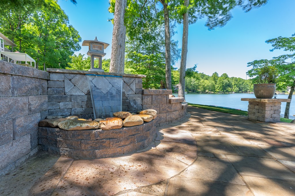 Crossville, Tennessee, 38558, United States, 4 Bedrooms Bedrooms, ,4 BathroomsBathrooms,Residential,Active,2052072