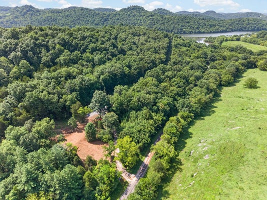 384 HUFF HOLLOW RD, GRANVILLE, TN 38564 - Image bcff4570e55272e39e64b0e37ede7fbf/3344005735