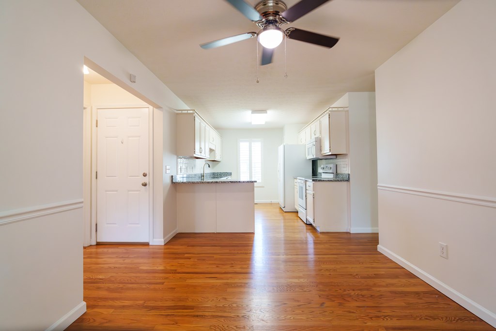 372 Brookside Dr.