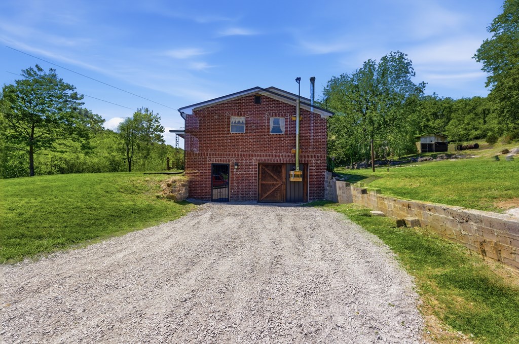 1840 Rock Springs Rd