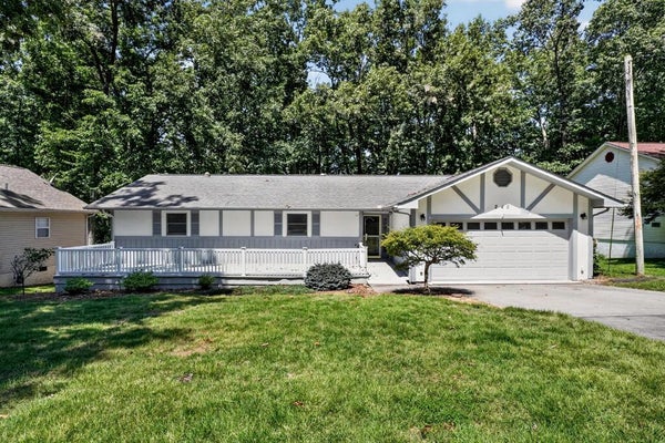 245 LAKEVIEW DR, CROSSVILLE, TN 38558 - Image dc17e66f8e979aff85841ef9ee9cd2d7/179234386