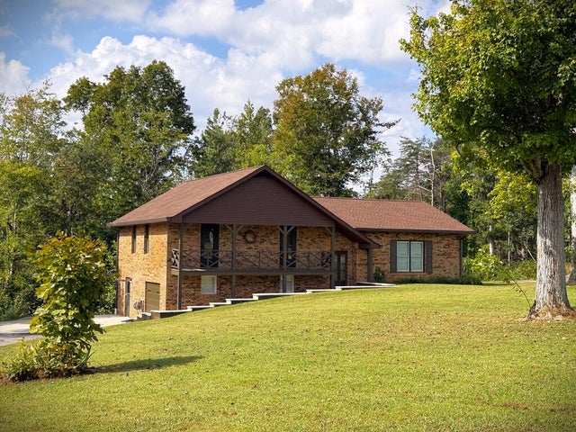 2239 Hilham Hwy