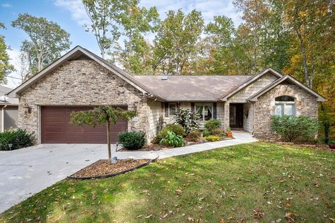 122 Pineridge Loop Crossville TN 38558