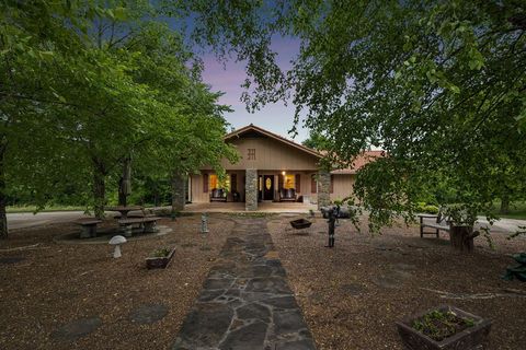 20 Riverbend Ln Carthage TN 37030