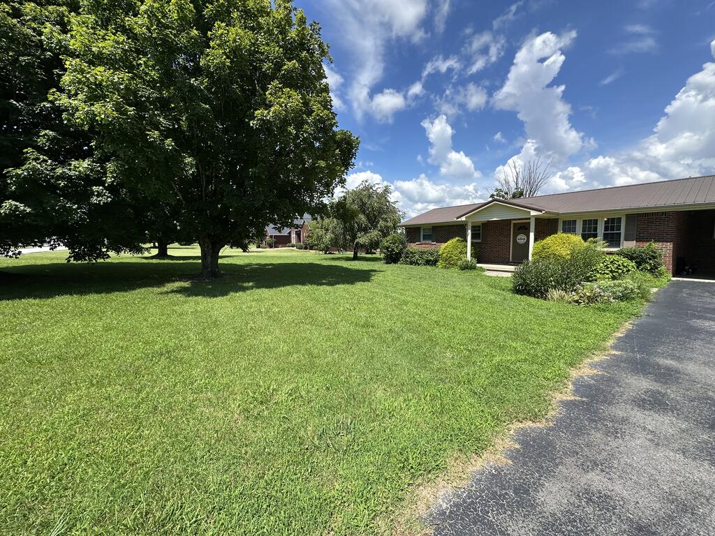 1567 Clemmons Road - Photo 2
