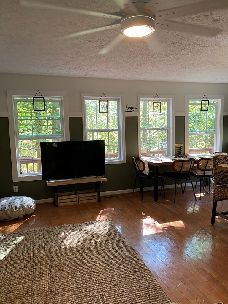 5079 Eagles Cove Rd.