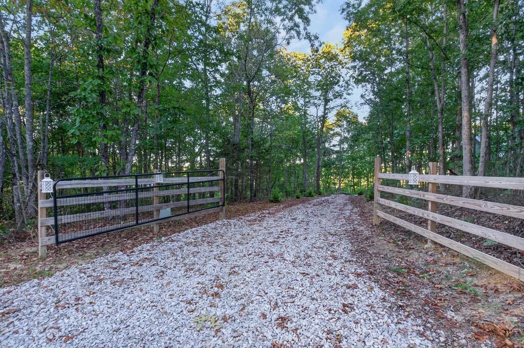 218 Buckeye Ln