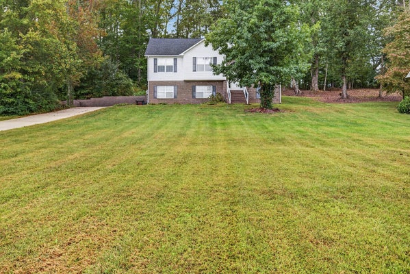 1618 FARMINGTON DR, COOKEVILLE, TN 38501 - Image f0767a7acbd8e2a3f2d57f82fa7c8f57/1760022781