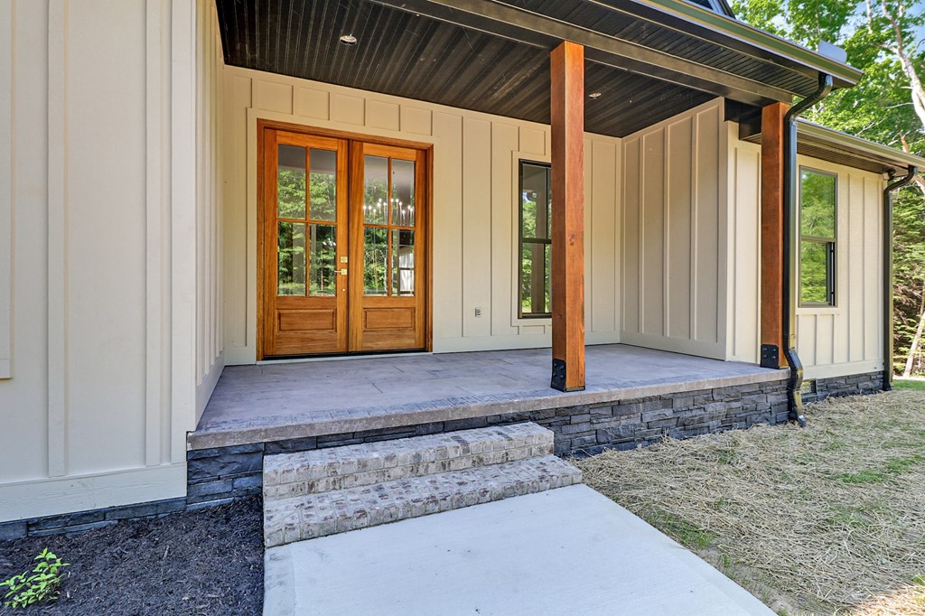 1452 Model Farm Rd