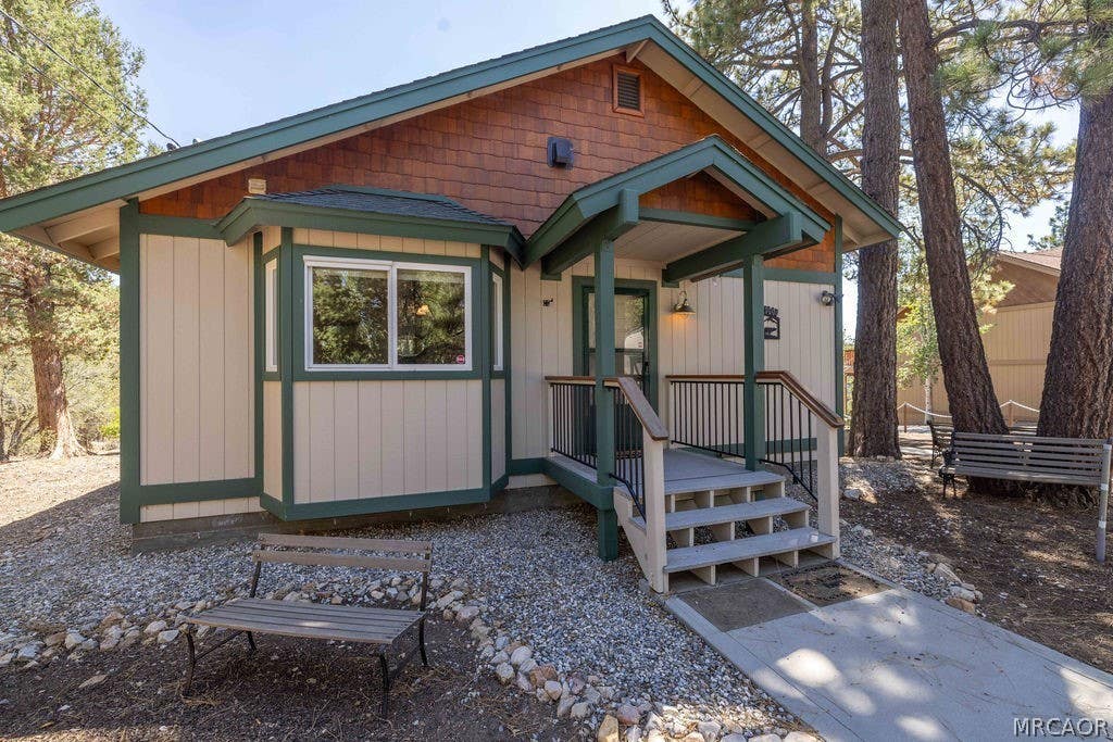 Photo of 803 Plumas Court, Big Bear City, CA 92314 (MLS # 32601826)