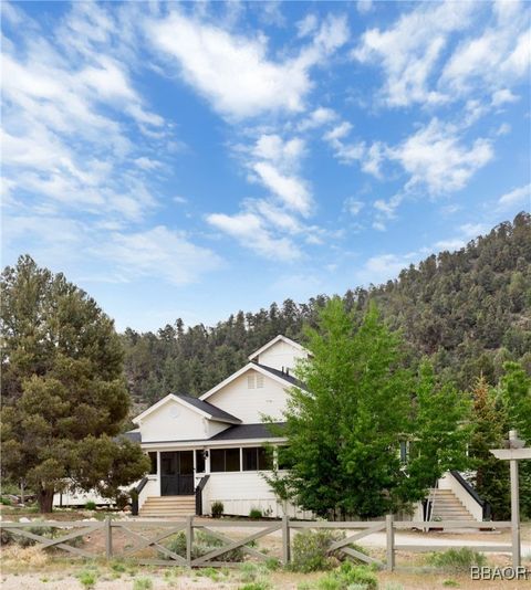 Photo of 2000 Baldwin Lake Road, Big Bear City, CA 92314 (MLS # 32501578)