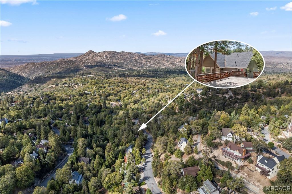 Photo of 1242 Evergreen Lane, Lake Arrowhead, CA 92352 (MLS # 32502425)