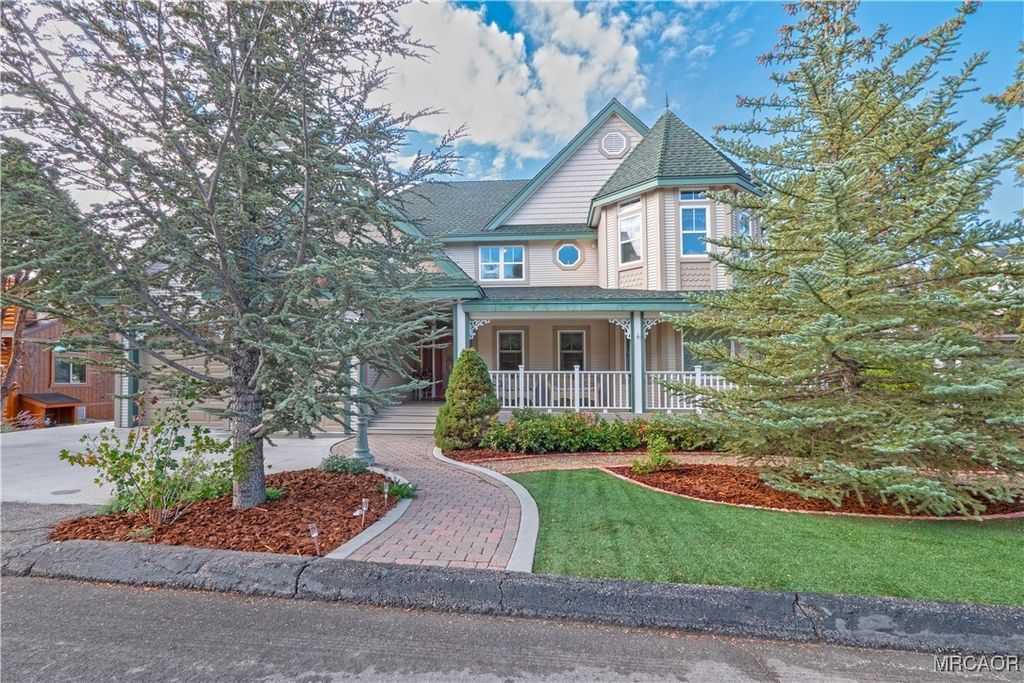 Photo of 42425 Bear Loop, Big Bear City, CA 92314 (MLS # 32502337)