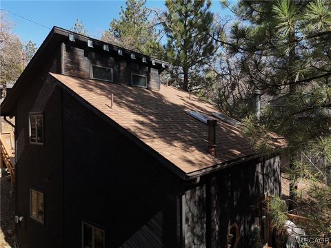 Photo of 689 Butte Avenue, Big Bear City, CA 92314 (MLS # 32502428)