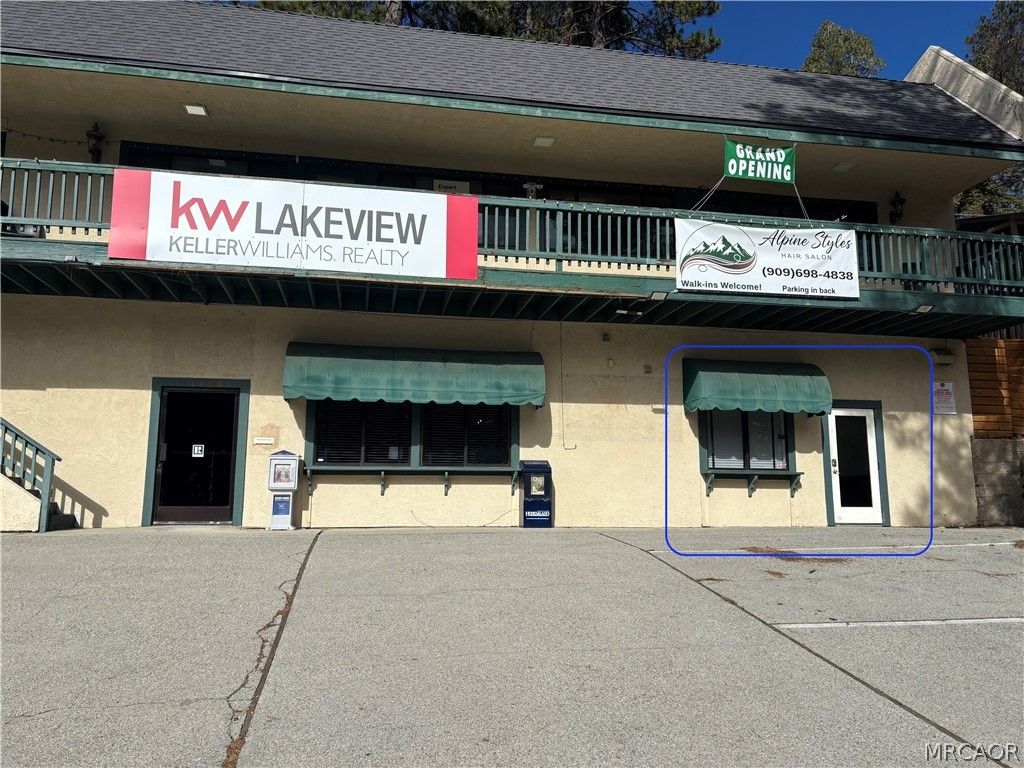 Photo of 24186 Lake Drive, Crestline, CA 92352 (MLS # 32600546)