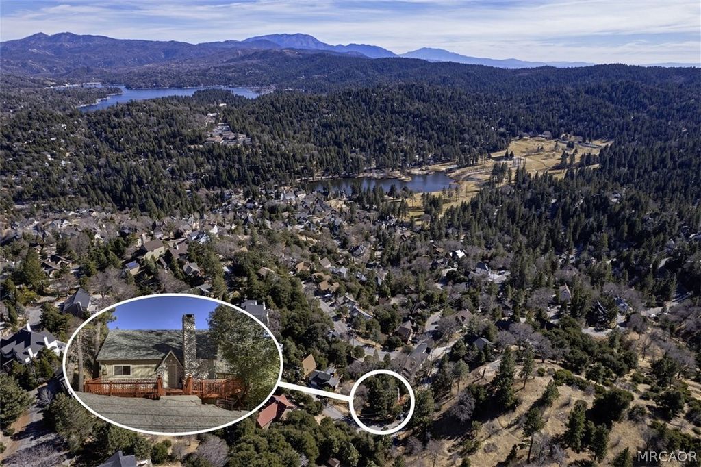 Photo of 26561 Amador Lane, Lake Arrowhead, CA 92352 (MLS # 32600456)