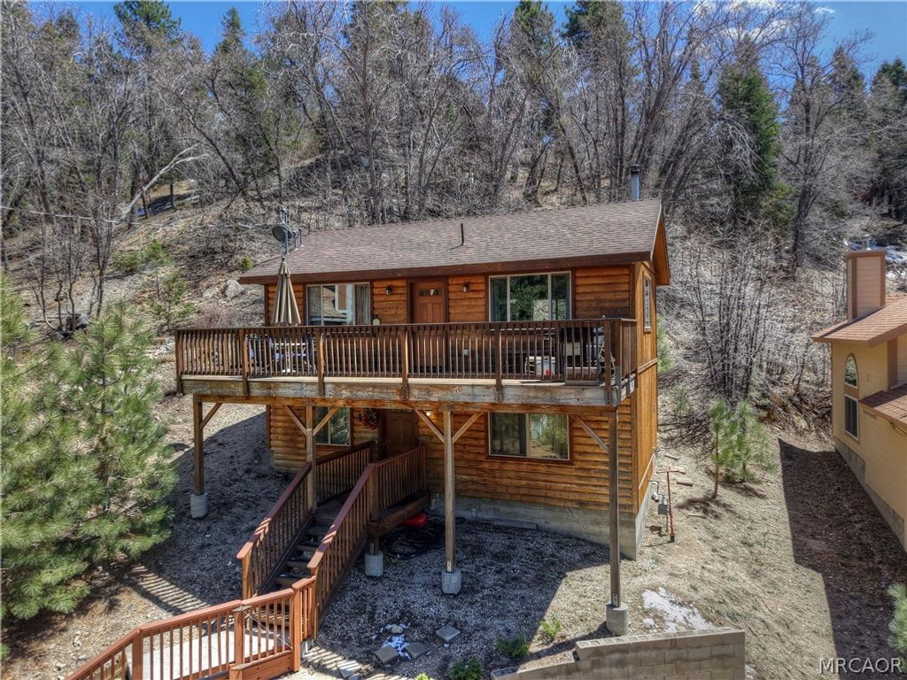 Photo of 33653 Green Valley Lane, Green Valley Lake, CA 92341 (MLS # 32600692)