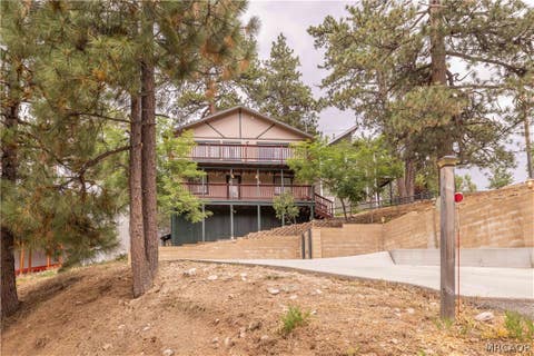 Photo of 1087 Brookside Lane, Fawnskin, CA 92333 (MLS # 32601659)
