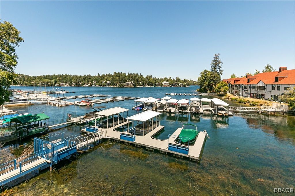 Photo of 7 Village #2, Lake Arrowhead, CA 92352 (MLS # 32501986)