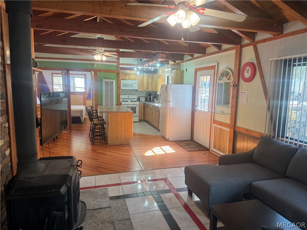 Photo of 43336 Sheephorn Road, Big Bear Lake, CA 92315 (MLS # 32602397)