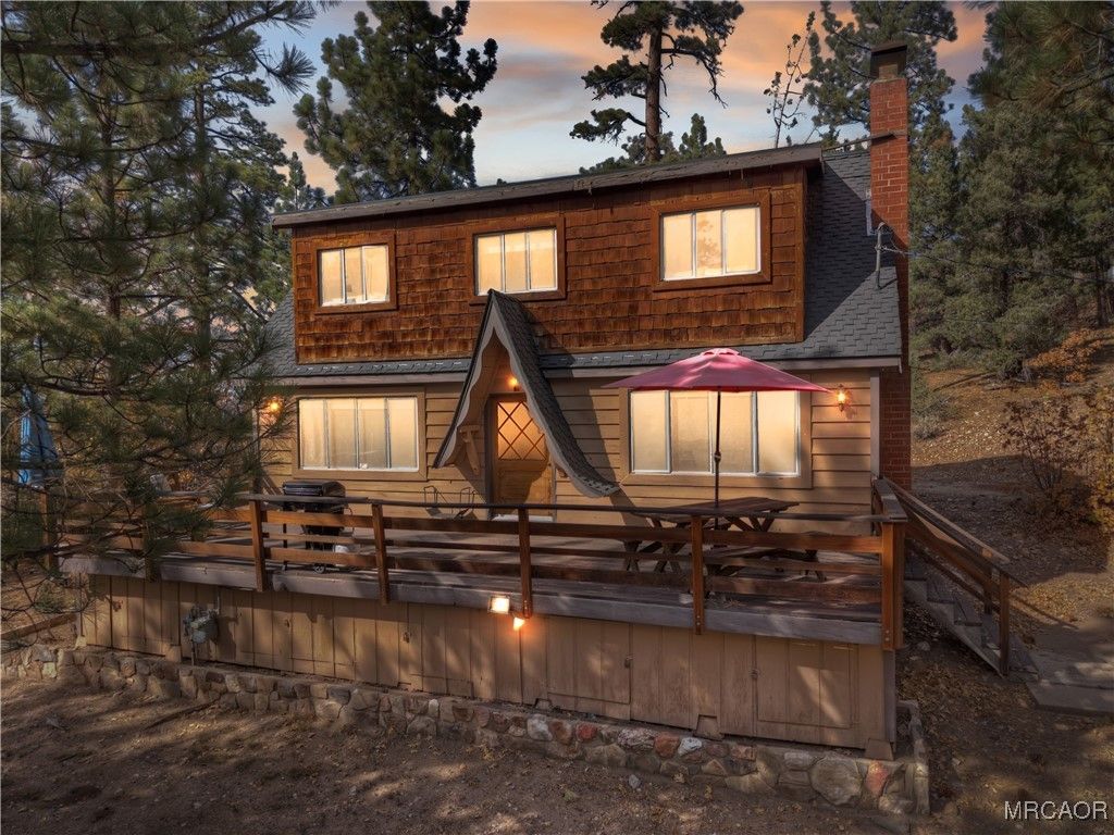 Photo of 912 Elk Road, Big Bear Lake, CA 92315 (MLS # 32502634)