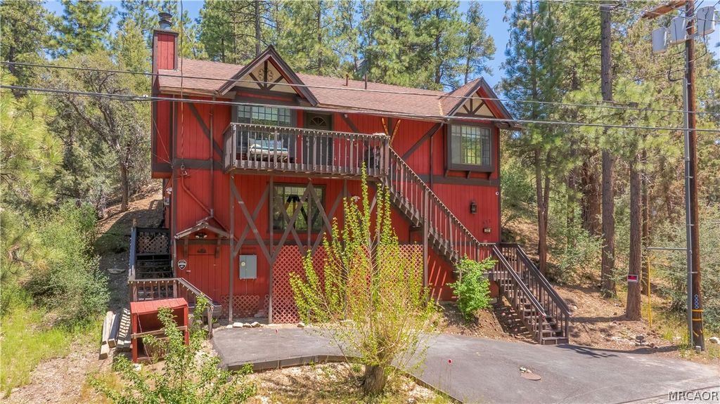 Photo of 432 Gold Mountain Drive, Big Bear City, CA 92314 (MLS # 32601196)
