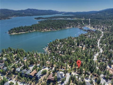 Photo of 38606 Talbot, Big Bear Lake, CA 92315 (MLS # 32501563)