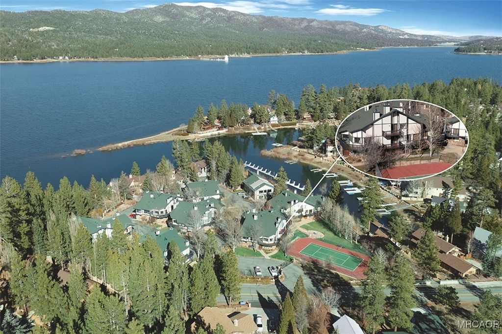 Photo of 39802 Lakeview Drive #32, Big Bear Lake, CA 92315 (MLS # 32502541)