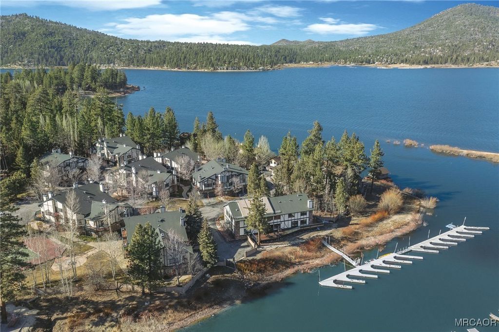 Photo of 39802 Lakeview Drive #32, Big Bear Lake, CA 92315 (MLS # 32502541)