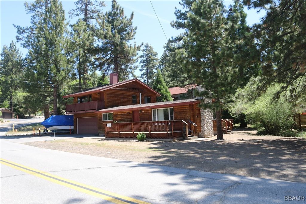 Photo of 43213 Sand Canyon Road, Big Bear Lake, CA 92315 (MLS # 32501507)