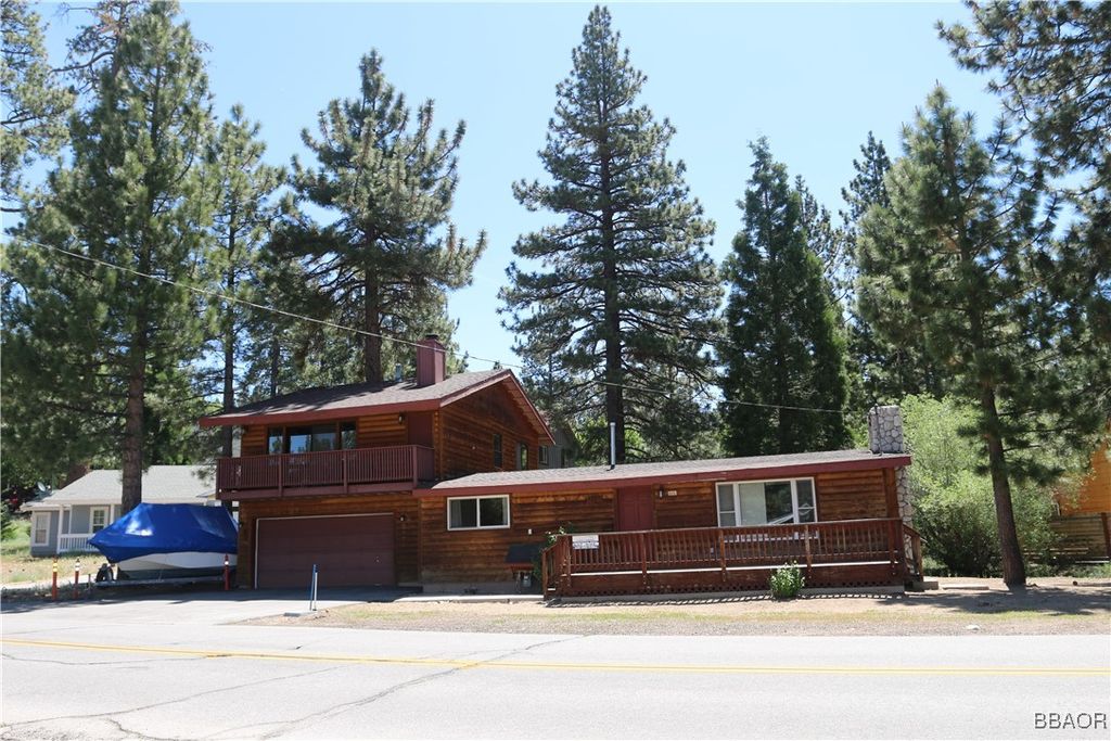 Photo of 43213 Sand Canyon Road, Big Bear Lake, CA 92315 (MLS # 32501507)