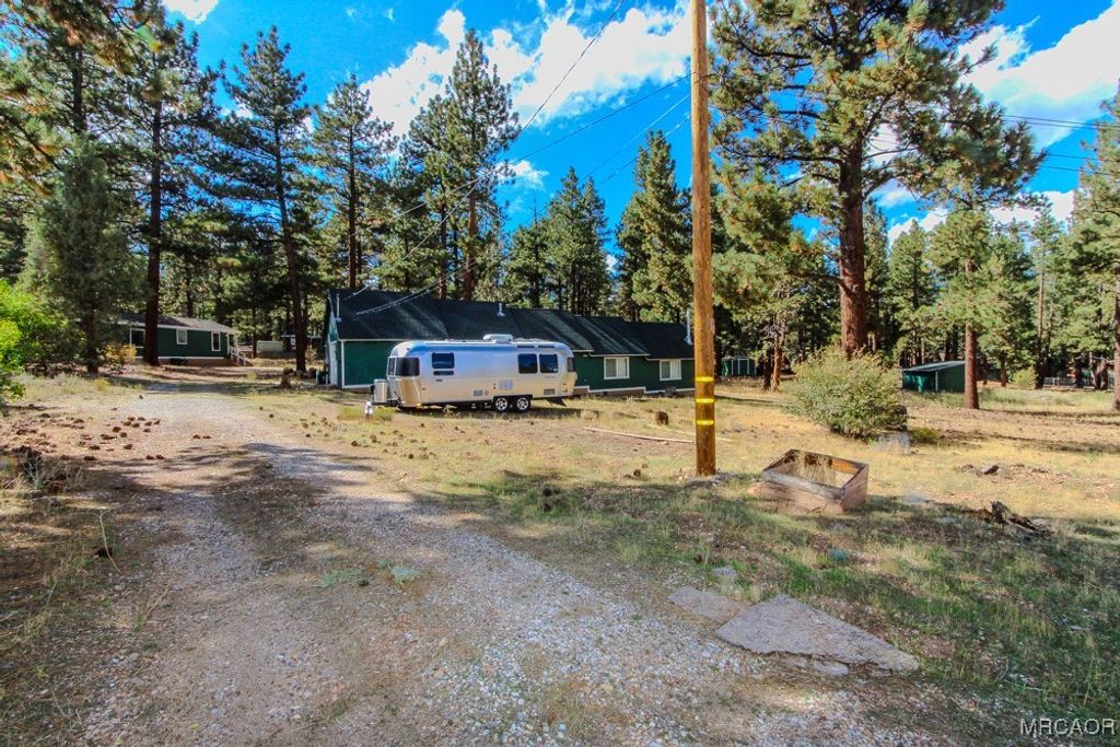 Photo of 1197 Mitchell Lane, Big Bear City, CA 92314 (MLS # 32502408)