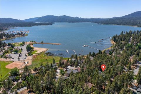 Photo of 188 Finch Drive, Big Bear Lake, CA 92315 (MLS # 32500184)