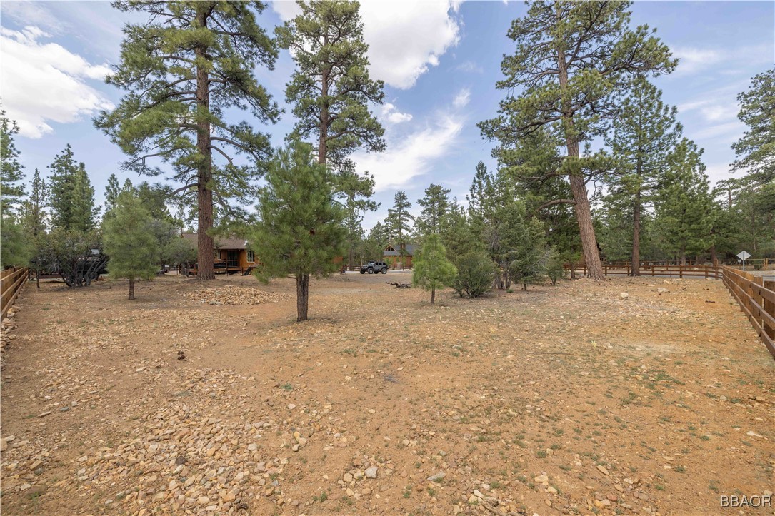 Big Bear City, California, 92314, United States, ,4 BathroomsBathrooms,Residential,Active,1839769